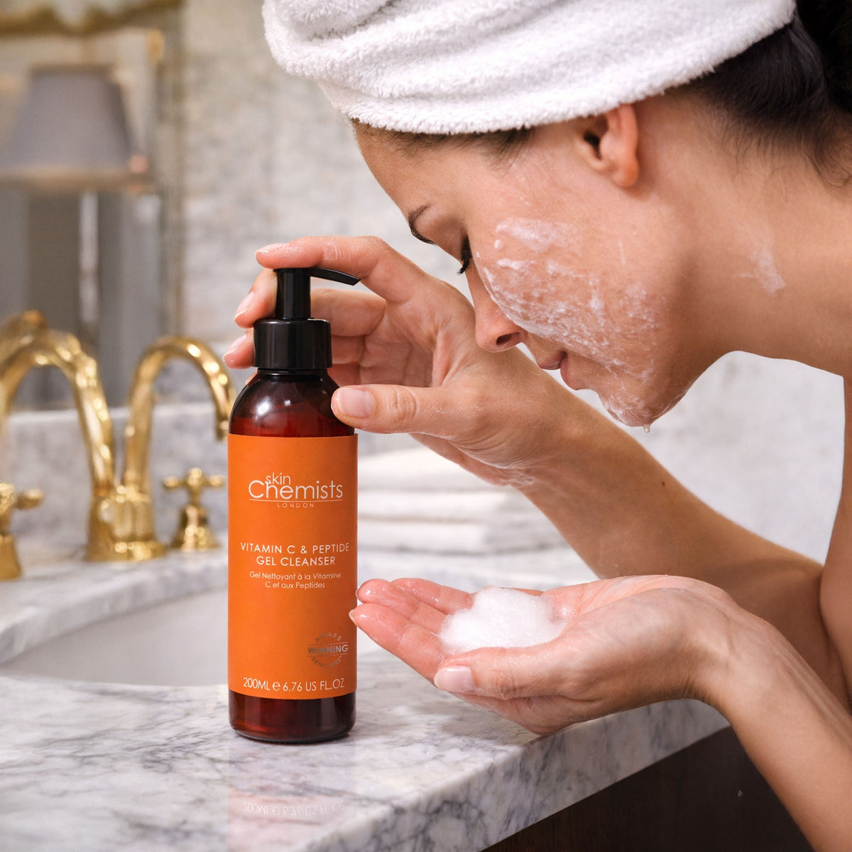 Vitamin C & Peptide Anti-Ageing Gel Cleanser 200ml - skinChemists